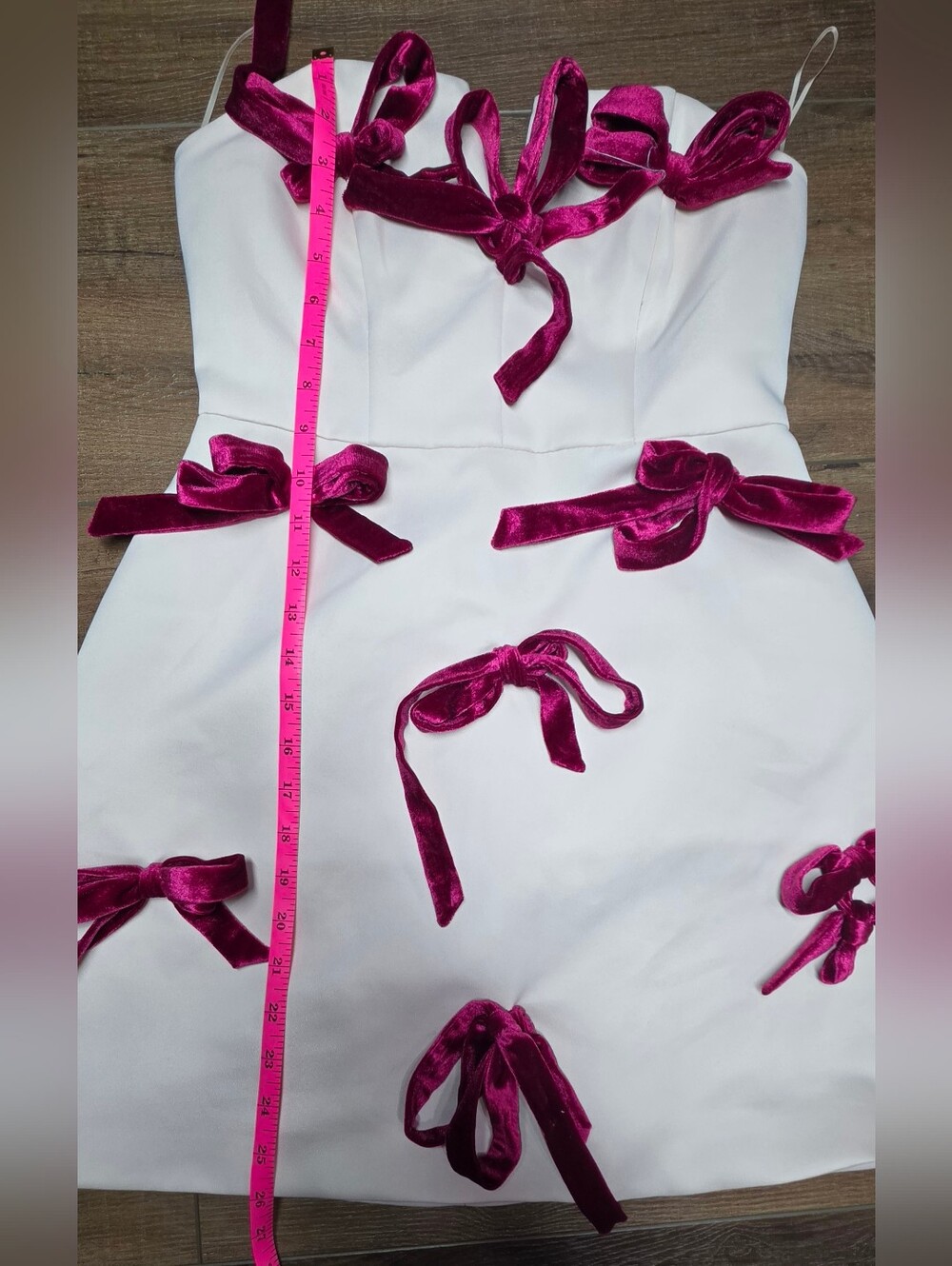 ASOS- DESIGN Bow Detail Strapless Mini Dress Pink Velvet Bows Size 4 Sold Out - Picture 5 of 6